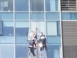 長(zhǎng)期使用的幕墻玻璃更換:關(guān)注要點(diǎn)與注意事項(xiàng)