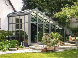 陽光房跟墻面結合處出現滲水,如何防水維修呢?