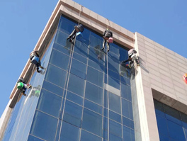 高樓外墻清洗施工方案和主要事項!