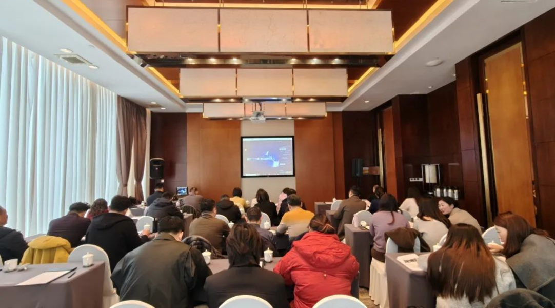 熱烈慶祝｜奉賢江蘇商會工會聯合會成功舉辦2025年DeepSeek應用技能培訓班