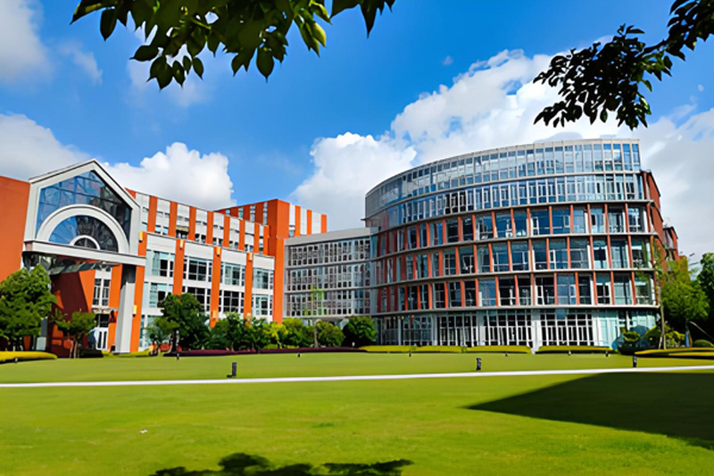 上海圣華紫竹雙語學(xué)校